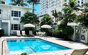 Aqua Hotel
